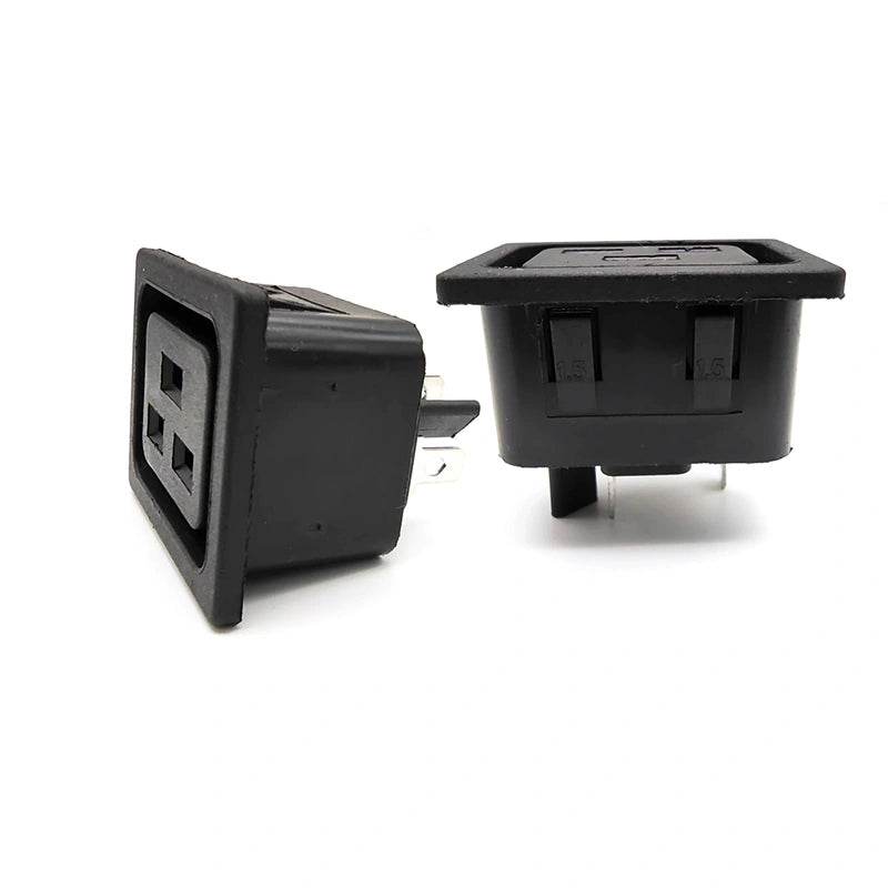 Heavy-Duty C19 Power Socket – High-Current 16V 250A Mining Connector